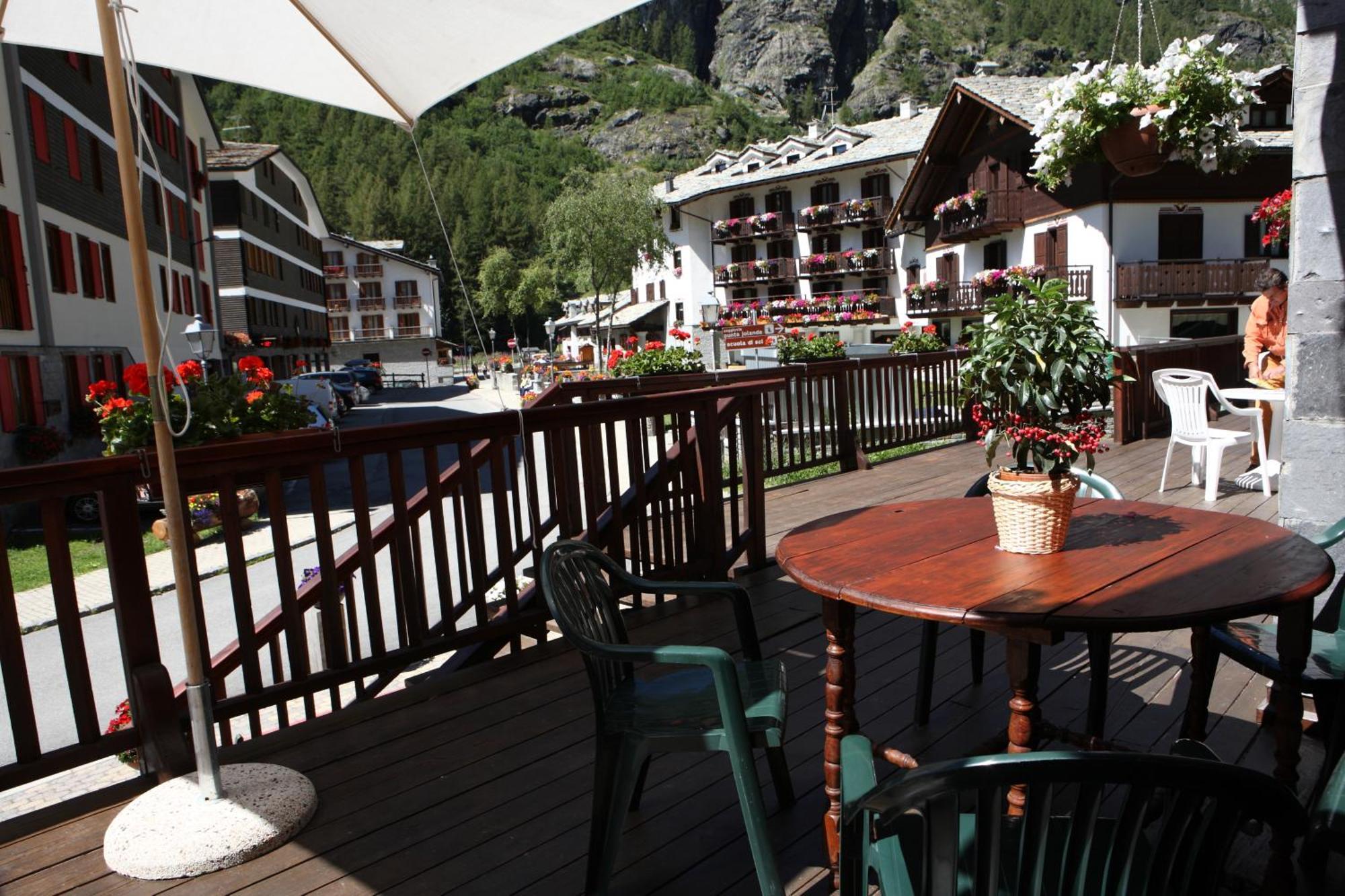 Hotel Residence Valverde Gressoney-la-Trinité Exterior foto