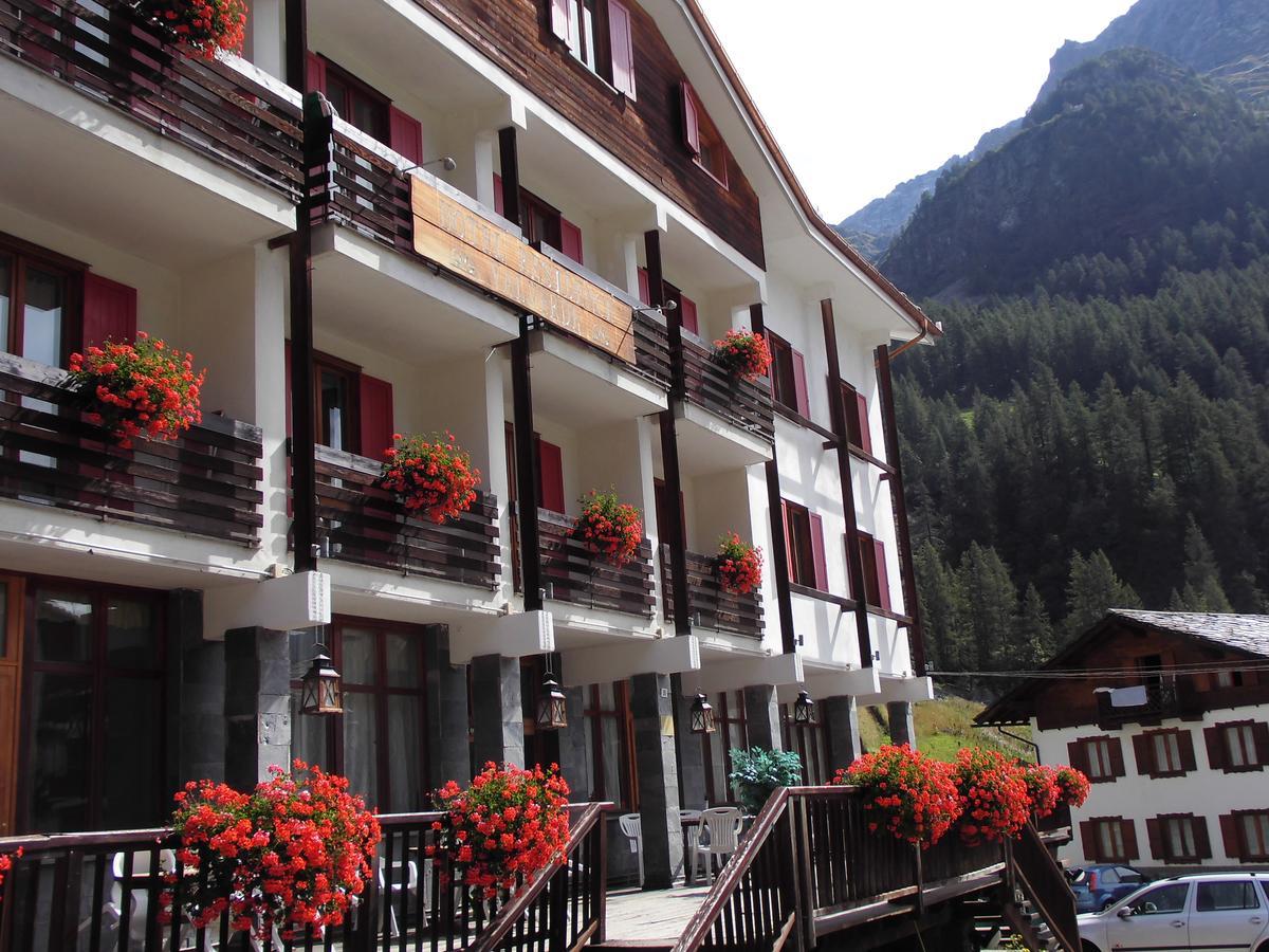Hotel Residence Valverde Gressoney-la-Trinité Exterior foto